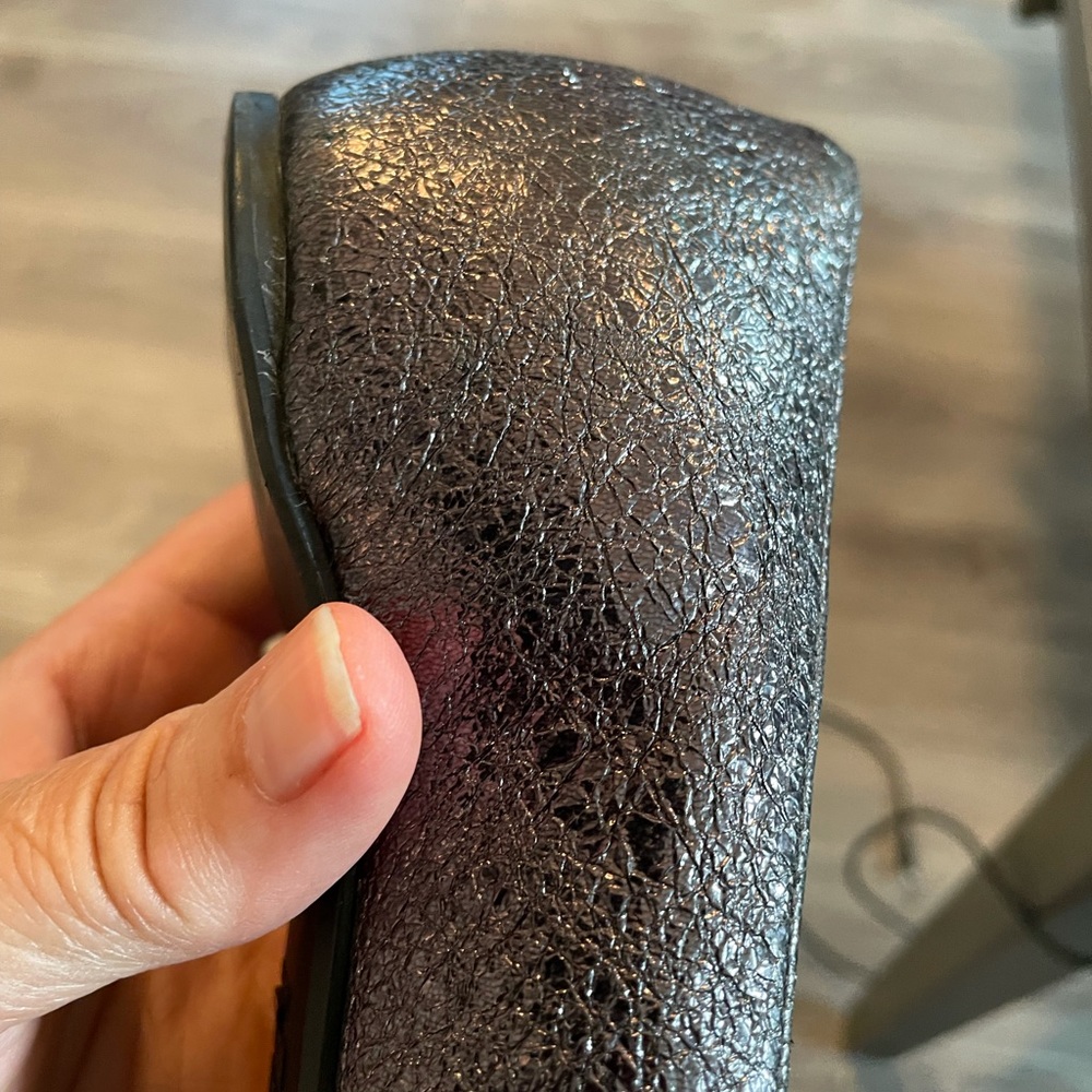 Stuart Weitzman Size 6.5 Mint Condition Flats - image 7